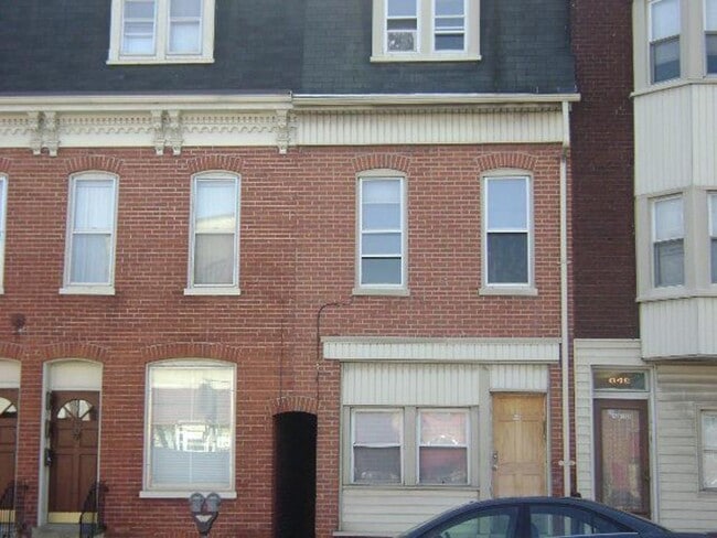 property at 640 W Market St