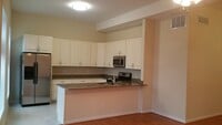 1118 S Charles St, Unit 7