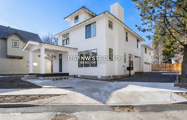 property at 1757 NW Steidl Rd