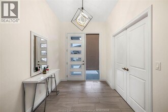 1498 Clearwater Ave in Windsor, ON - Building Photo - Building Photo