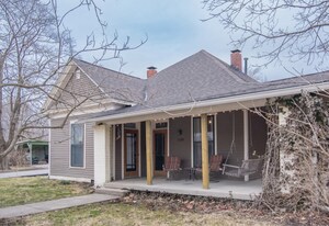 1130 W 6th St in Bloomington, IN - Building Photo