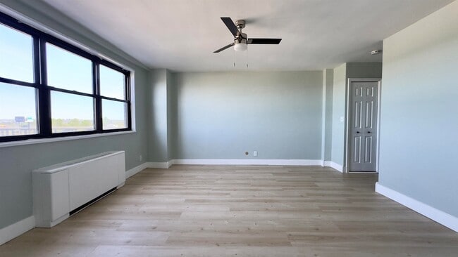1225 John F. Kennedy Blvd in Bayonne, NJ - Building Photo - Building Photo