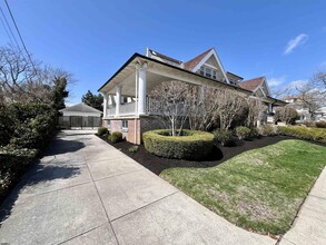 2 S Dudley Ave in Ventnor City, NJ - Building Photo - Building Photo
