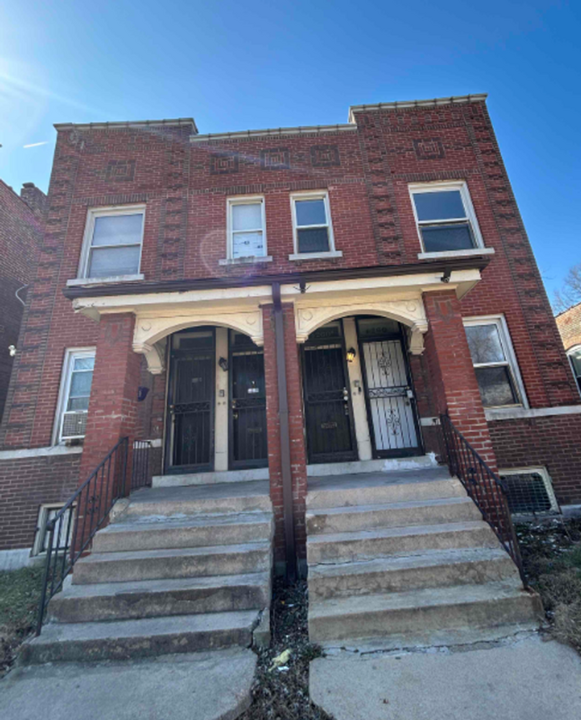 4260 Farlin Ave in St. Louis, MO - Building Photo