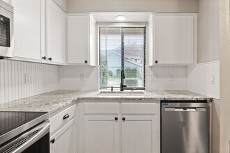 1100 Excalibur Dr in Grants Pass, OR - Building Photo - Building Photo