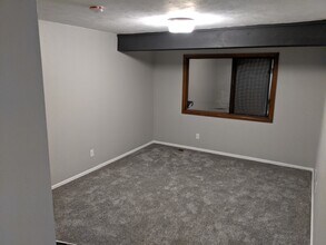 10230 W Jewell Ave, Unit B in Lakewood, CO - Building Photo - Building Photo