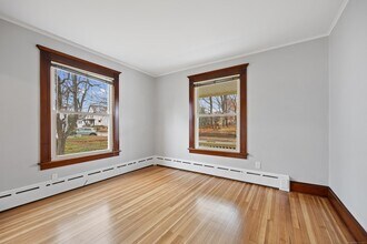 40 Winthrop St in Torrington, CT - Foto de edificio - Building Photo