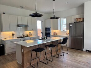 9204 Apogee Blvd in Austin, TX - Building Photo - Building Photo