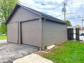 810 Tiffin Ave in Findlay, OH - Building Photo - Building Photo