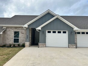 Aria Village in Whitehouse, TX - Building Photo - Interior Photo