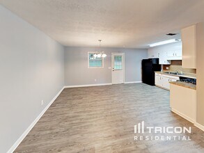 3964 Cindy Dr in Douglasville, GA - Building Photo - Building Photo
