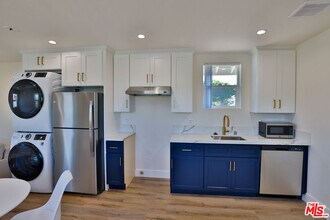 1237 W 25th St in Los Angeles, CA - Building Photo - Building Photo