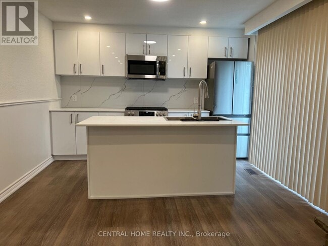 86 Pleasant Ave in Toronto, ON - Building Photo - Building Photo