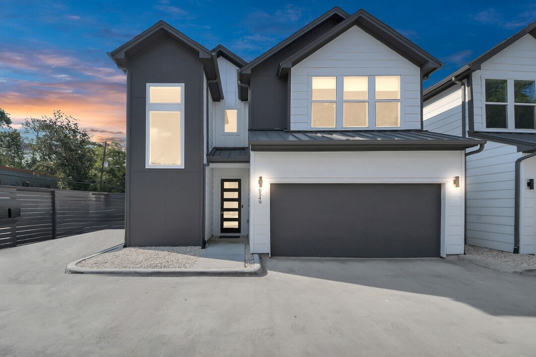 6549 Sealey St in Houston, TX - Building Photo