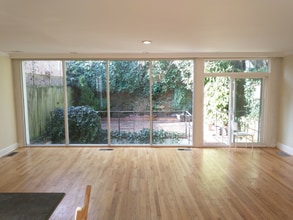 1666 32nd St NW in Washington, DC - Building Photo - Building Photo