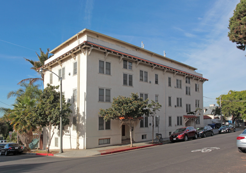 2328 3rd St in Santa Monica, CA - Building Photo