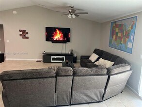 172 SW Langfield Ave in Port St. Lucie, FL - Building Photo - Building Photo