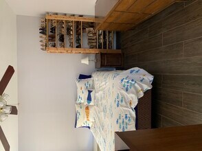 1331 E Purdue Ave, Unit A in Phoenix, AZ - Foto de edificio - Building Photo