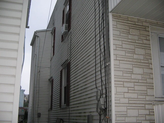 1606-1608 Newport Ave in Northampton, PA - Building Photo - Building Photo