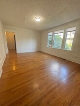 155 Elm St in West Haven, CT - Building Photo - Building Photo