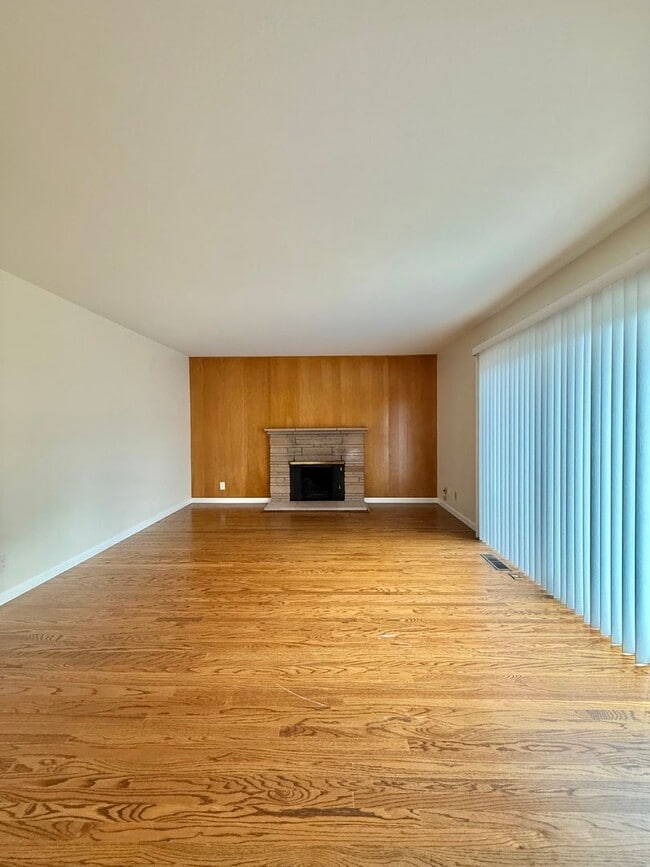 87-89 Starr Way in Mountain View, CA - Building Photo - Building Photo