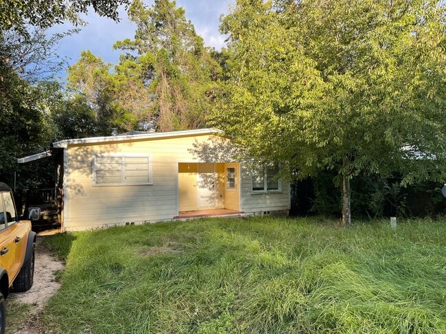 property at 1210 Ford St