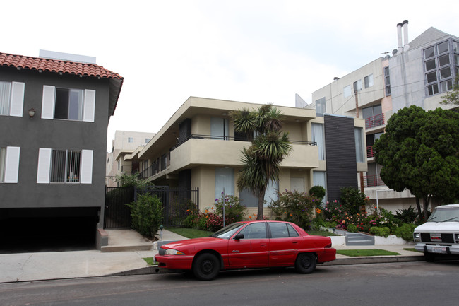 1262 Granville Ave in Los Angeles, CA - Foto de edificio - Building Photo