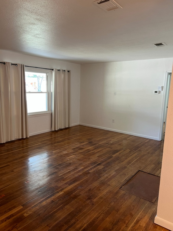 2104 S Travis St in Amarillo, TX - Building Photo - Building Photo
