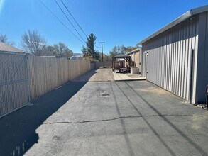 2379 Bunch Way in Carson City, NV - Building Photo - Building Photo