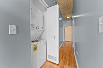 1620 S Michigan Ave, Unit 816 in Chicago, IL - Building Photo - Building Photo