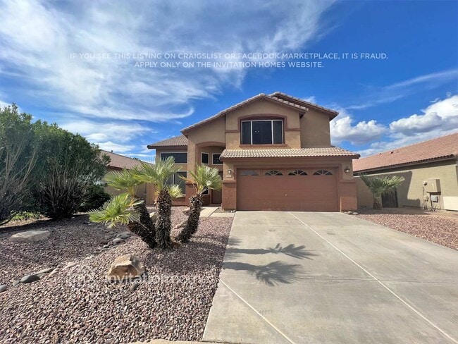 property at 3910 E Tremaine Ave