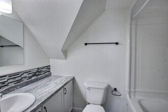 153 St. George St in Moncton, NB - Building Photo - Building Photo