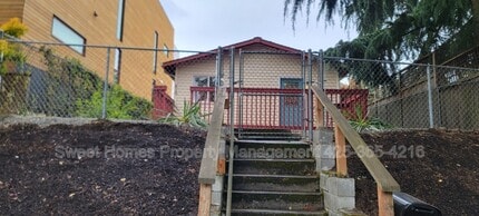 810 23rd Ave in Seattle, WA - Building Photo - Building Photo