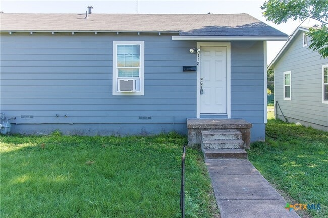 property at 118 W Avenue A