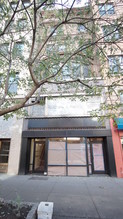 238 W 72nd St in New York, NY - Building Photo - Building Photo