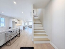 26 Haight St in St Catharines, ON - Building Photo