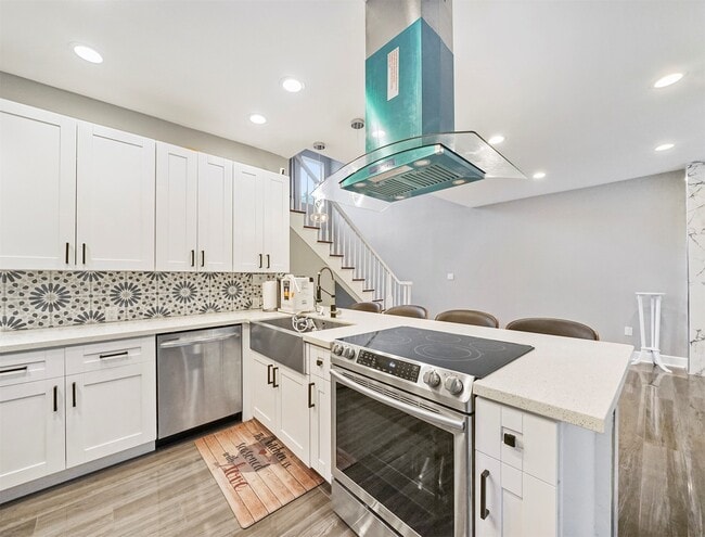 property at 15137 Kimberley Ct