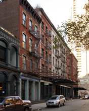 176 Duane St in New York, NY - Building Photo - Building Photo