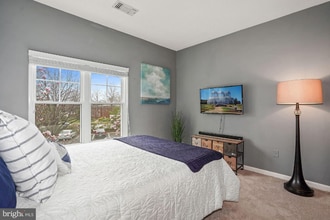 12016 Taliesin Pl in Reston, VA - Building Photo - Building Photo