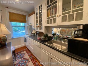 11 Ellery St in Cambridge, MA - Building Photo - Building Photo