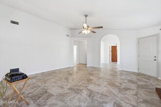 3030 E Topeka Dr in Phoenix, AZ - Building Photo - Building Photo