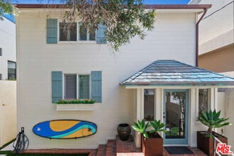 107 Malibu Colony Rd in Malibu, CA - Building Photo - Building Photo