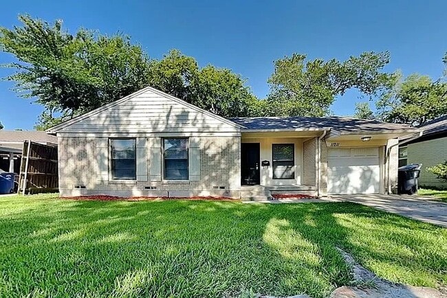 11211 Ulloa Ln