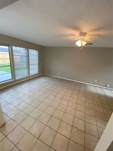 10803 Sugar Hill Dr-Unit -B in Houston, TX - Building Photo - Building Photo