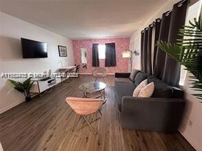 2008 Pierce St in Hollywood, FL - Building Photo - Building Photo