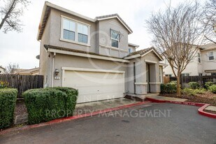 813 Courtyards Loop in Lincoln, CA - Building Photo