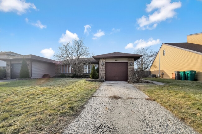 605 S Raven Rd in Shorewood, IL - Building Photo - Building Photo