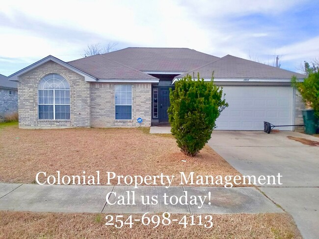 property at 1407 Windsor Cir