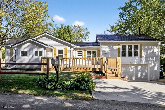 property at 2185 Stahl Rd