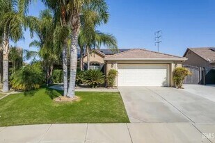 11100 Vista Fuego Dr in Bakersfield, CA - Building Photo